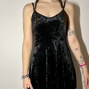 Harlow Black Dress